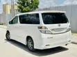 Toyota Vellfire V 2.4 FWD 7-Seater 2010 White - 4