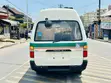 Toyota HiAce 2002 White - 4