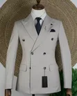 Classic One Suit - Mario Casas - 1