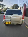 Toyota RAV4 2005 Silver - 2