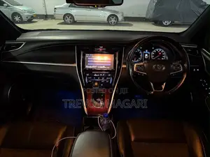 Toyota Harrier 2016 Nyeupe