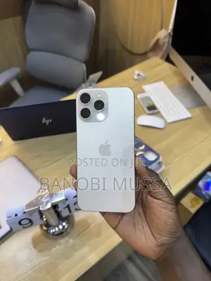 Apple iPhone 16 Pro Max 256GB Gold