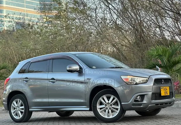 Mitsubishi RVR 2.0 2011 Kijivu - 1
