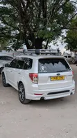 Subaru Forester 2009 Nyeupe - 3
