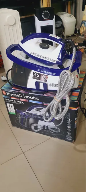 Russell Hobbs 2600W Power Steam Generator Iron
