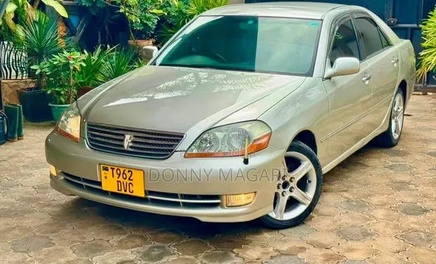 Toyota Mark II Grande 2004 Silver - 1