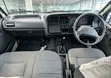 Toyota HiAce 2000 White - 4