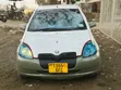 Toyota Vitz 2002 Nyeupe - 5