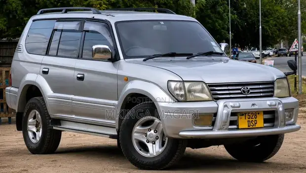 Toyota Land Cruiser Prado 2000 Silver - 1