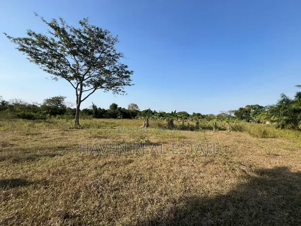 43 Acres Industrial Plot for Sale, Bagamoyo Kidomole - 1