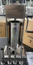 Manual Sausage Stuffer Machine (11 lbs / 5 kg) - 2