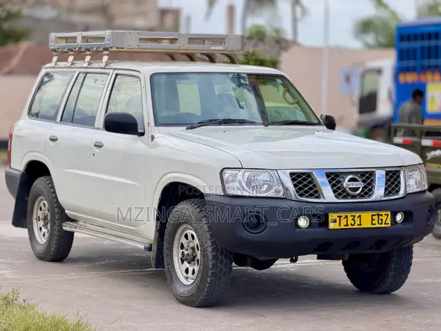 Nissan Patrol 3.0 TD GL 2007 White - 1