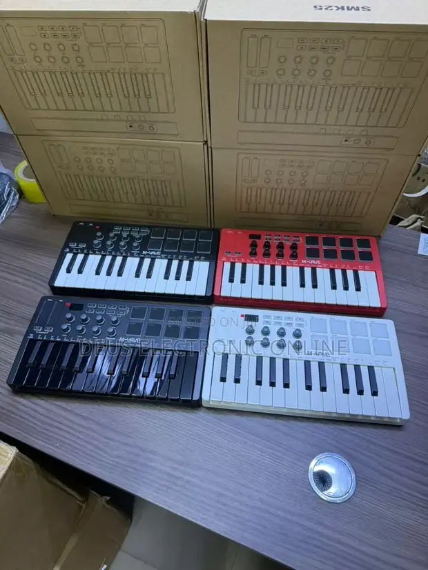 Yamaha 25-Key MIDI Keyboard - 1