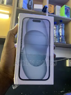New Apple iPhone 15 256GB