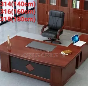 Boss Boss Large Office Desk - Brand New
