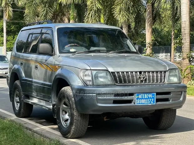 Toyota Land Cruiser Prado 3.0 TD 2000 Silver - 1