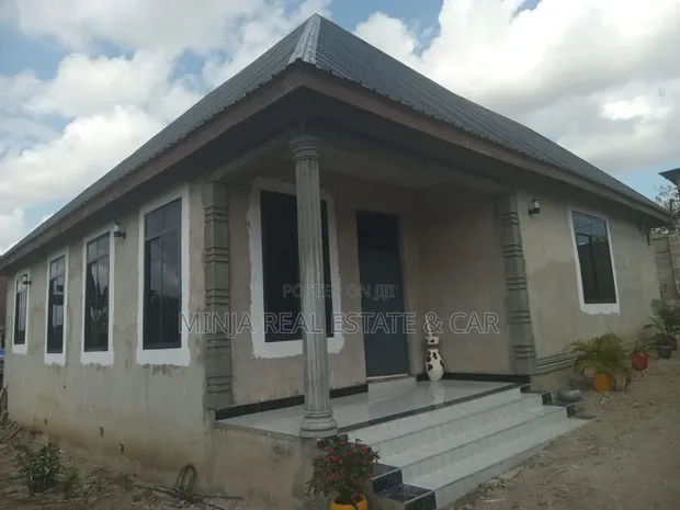 3 Bedroom House for Sale in Kiluvya - 1