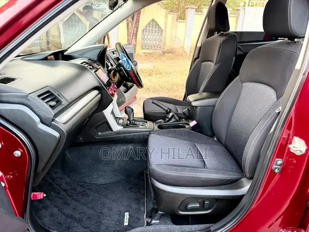 Subaru Forester 2013 Maroon - 1