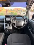 Toyota Noah 2009 Silver - 2