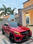 Mercedes-Benz GLE-Class 2018 Nyeusi - 3