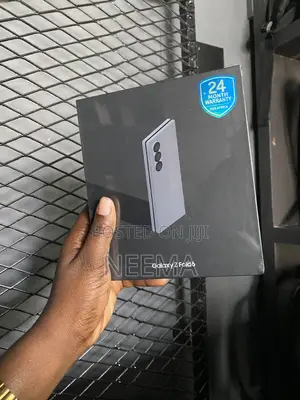 New Samsung Galaxy Fold 5G 512GB Black