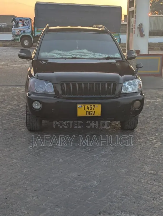 Toyota Kluger 2006 Nyeusi - 1