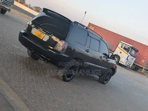 Toyota Kluger 2006 Nyeusi