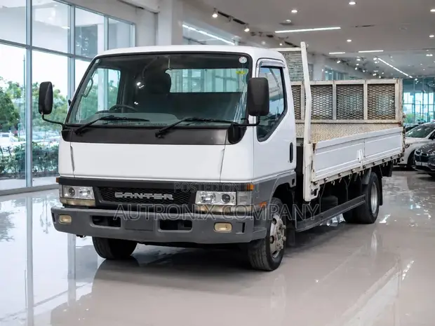 Mitsubishi Canter Cargo Truck (2001) - 1