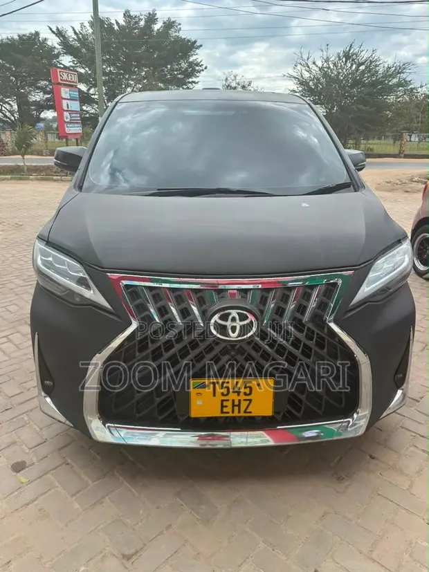Toyota Vellfire 2018 Gray - 1