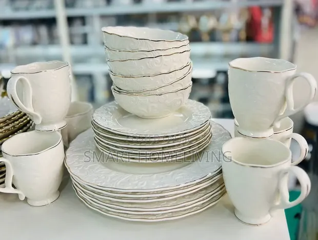 Royal Dinner Set - 24 Pieces - 1