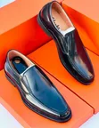 Viatu vya Clarks Classic vya Wanaume vya Ngozi - Nyeusi na Kahawia - 4