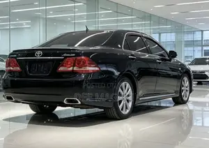 Toyota Crown Athlete 2009 Black