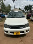 Toyota Noah SR40 2001 - 1