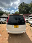 Toyota Noah SR40 2001 - 4