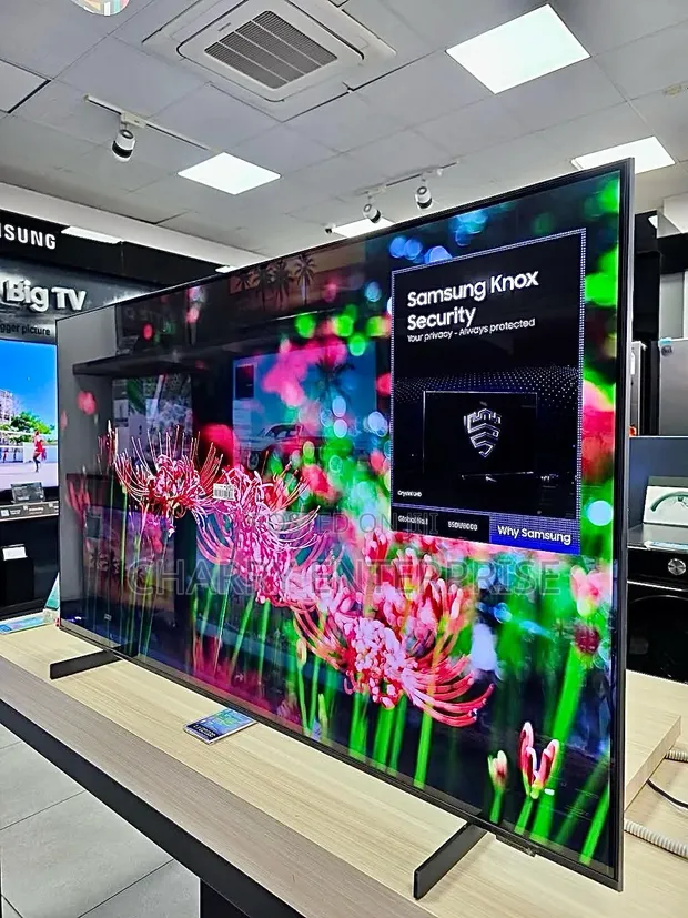 Samsung 65-Inch Crystal UHD TV (Model 65U8000F) - 1
