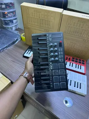 25-Key MIDI Keyboard - 4 Colors