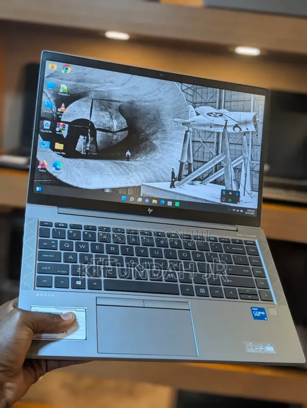 New HP ZBook Firefly G8 Laptop - 16GB RAM, 512GB SSD - 1