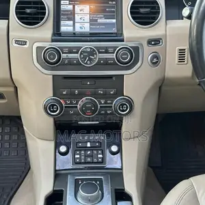 Land Rover Discovery 4 HSE 2015