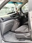 Toyota Isis 2009 Silver - 4