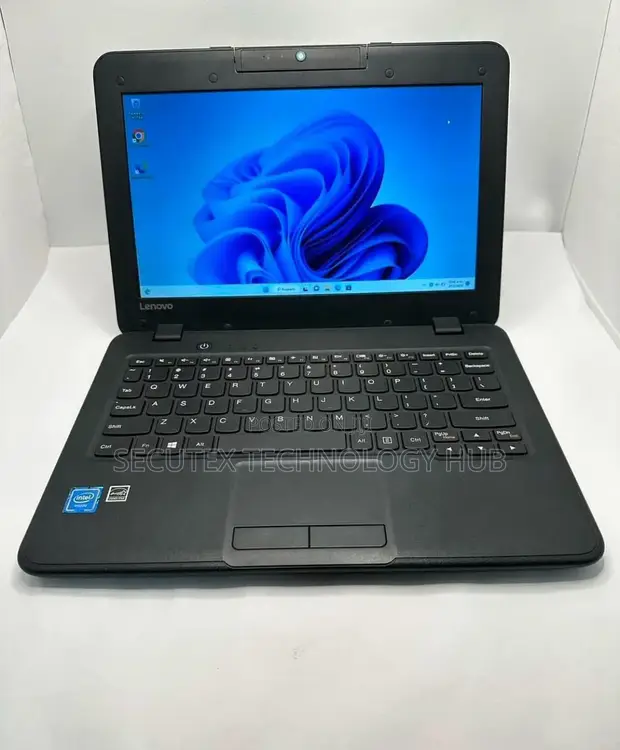 Laptop Lenovo 100e 4GB RAM, 128GB SSD - 1