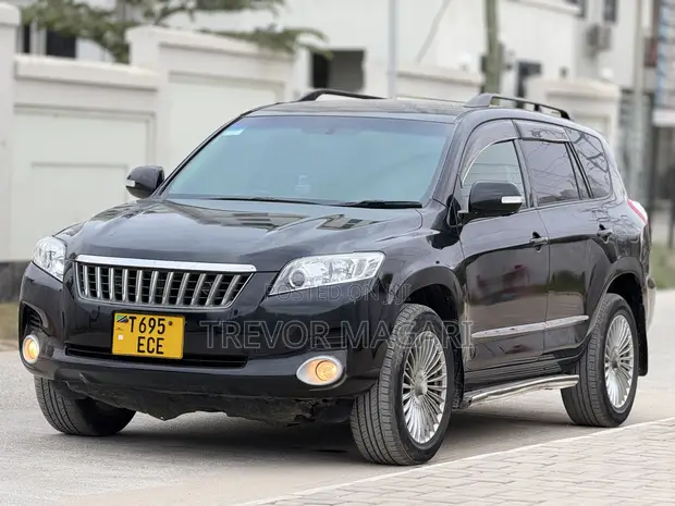 Toyota Vanguard 2010 Black - 1