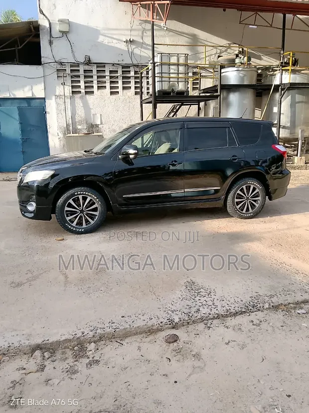 Toyota Vanguard 2009 Black - 1