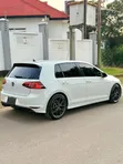 Volkswagen Golf R 4-Door 2016 White - 2