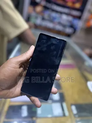 Google Pixel 7 128GB Nyeusi
