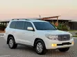 Toyota Land Cruiser 2011 White - 2