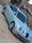 Jaguar F-Pace 2018 Silver - 2