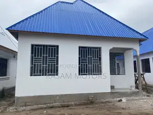11-Bedroom House for Sale in Mkombozi, Msongola