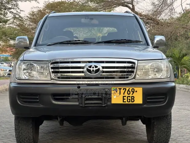 2007 Toyota Land Cruiser GX Station Wagon - 1