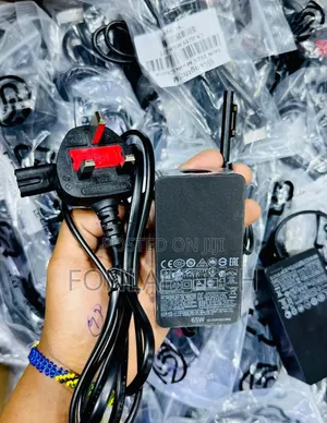 Microsoft Surface Pro 65W Adapter