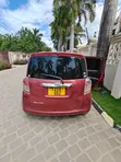 Toyota Ractis 2006 Maroon - 2